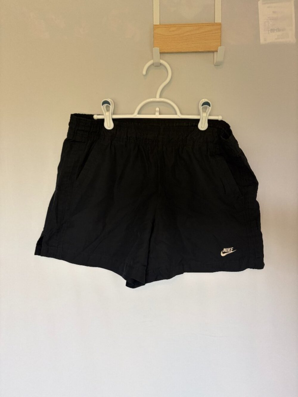 Nike Women's Black Shorts Sz M (No Drawstring Tie)
